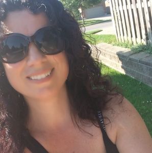 Meet your Posher, Fatima